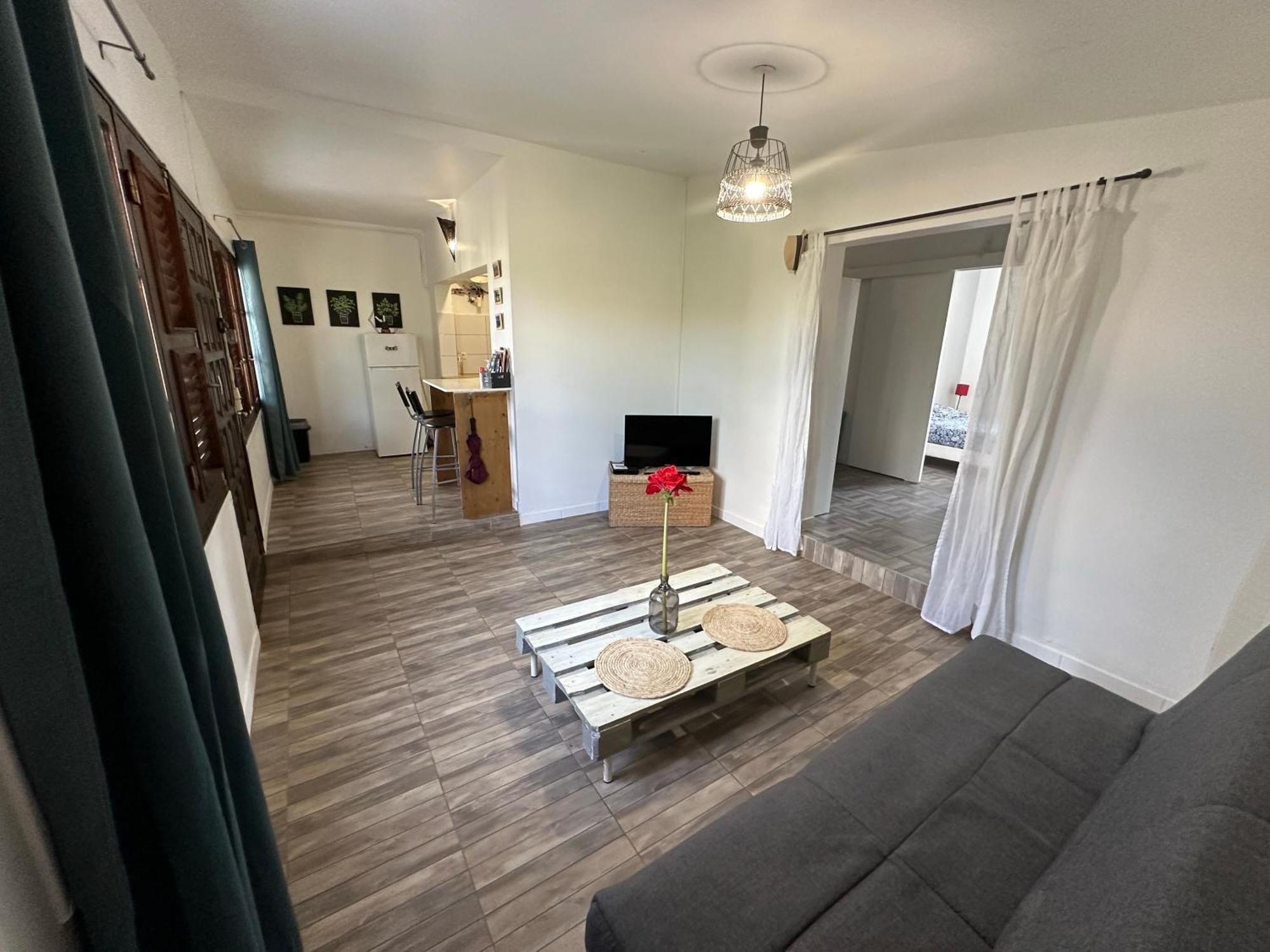 Apartmán T2 A Convenance Baie-Mahault Exteriér fotografie